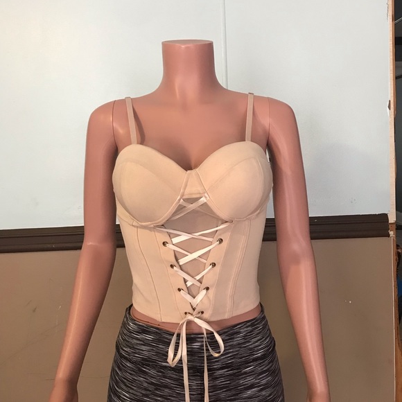 Fashion Nova Tops - CORSET TOP FASHION NOVA ! 🔥🔥🔥